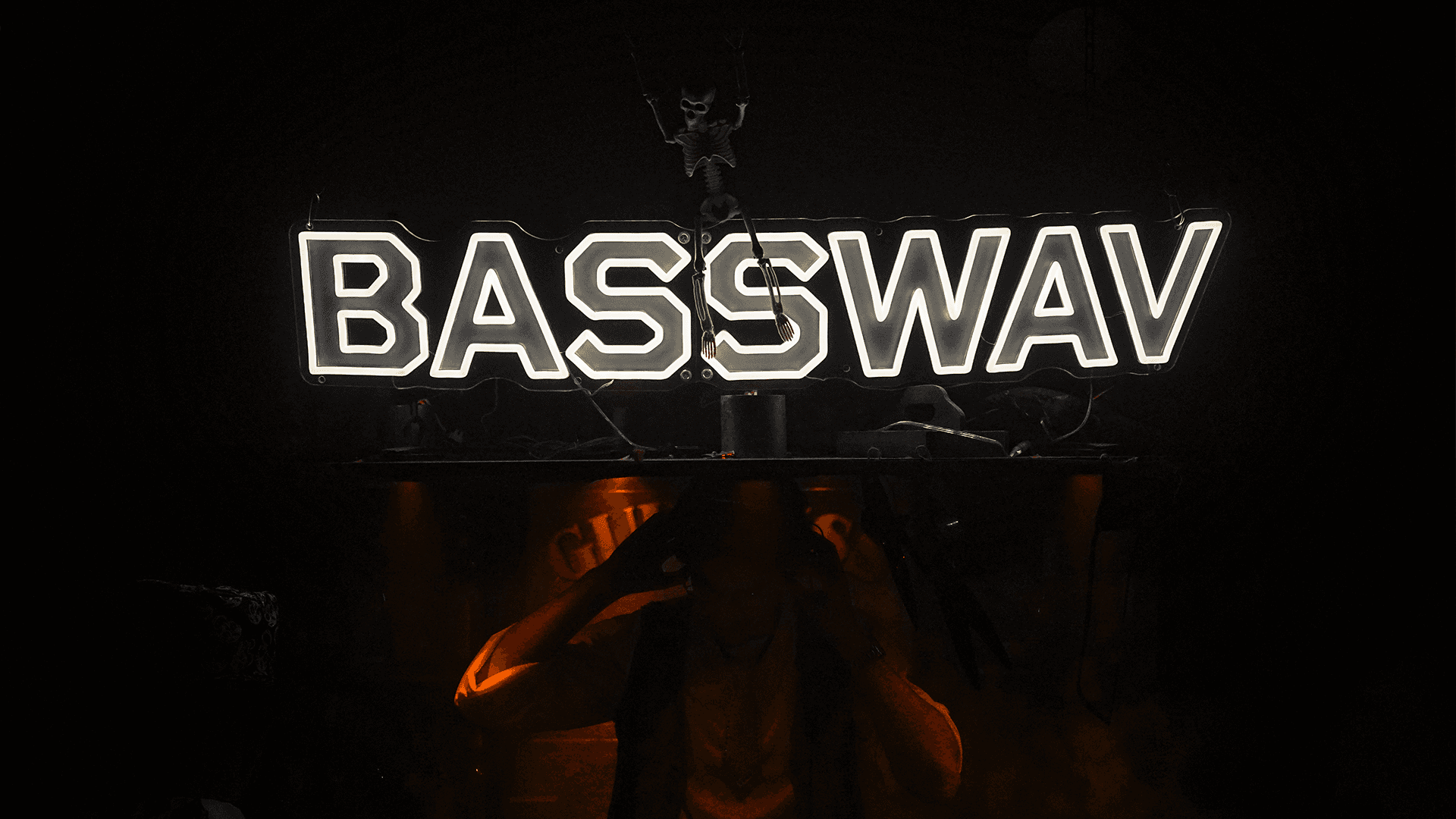 Tuinhuisje venue at BASSWAV Halloween 2025